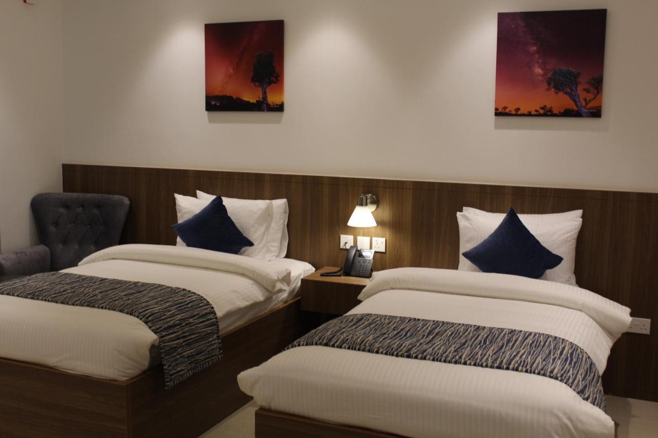 Duqm Express Hotel Extérieur photo