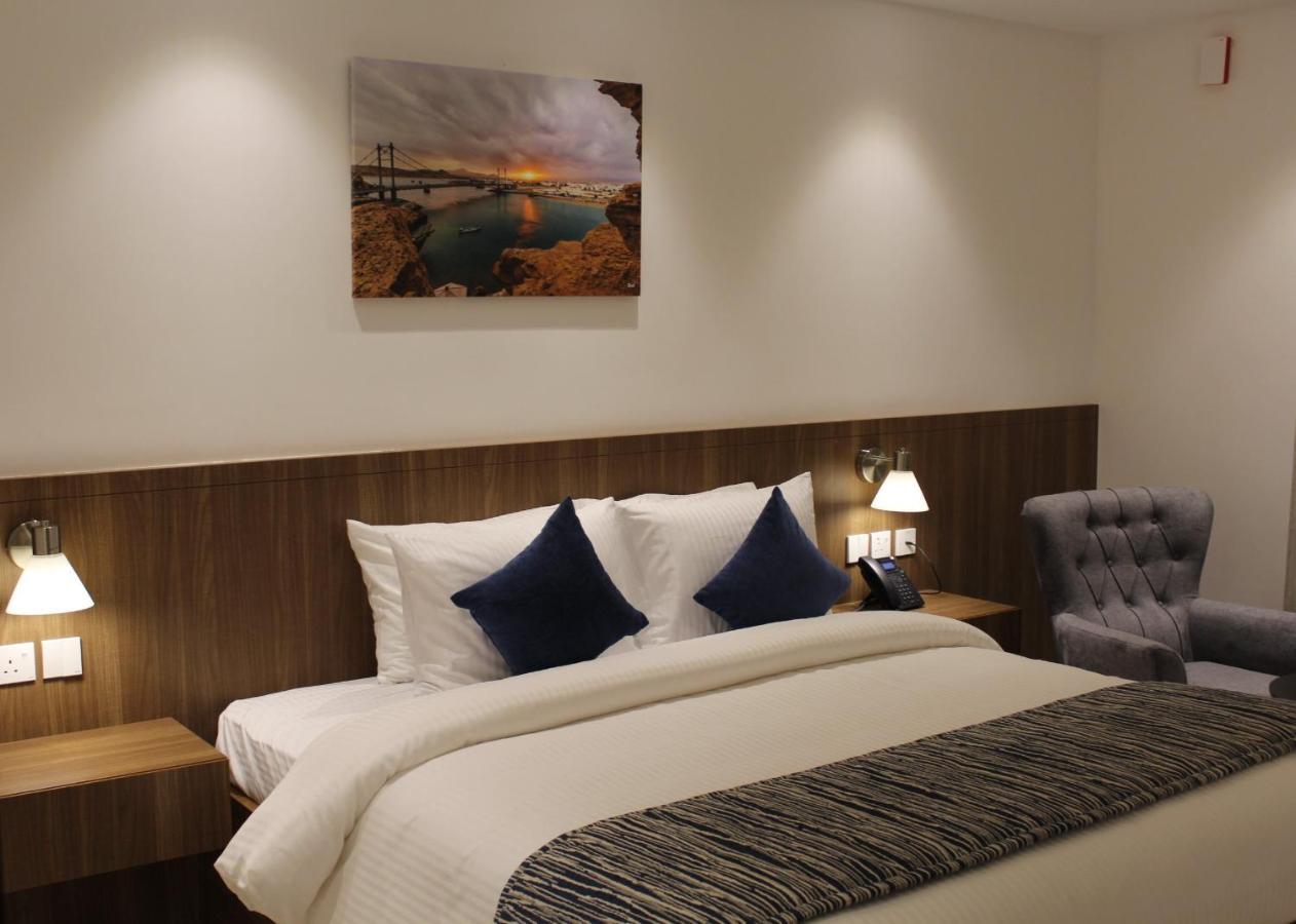 Duqm Express Hotel Extérieur photo