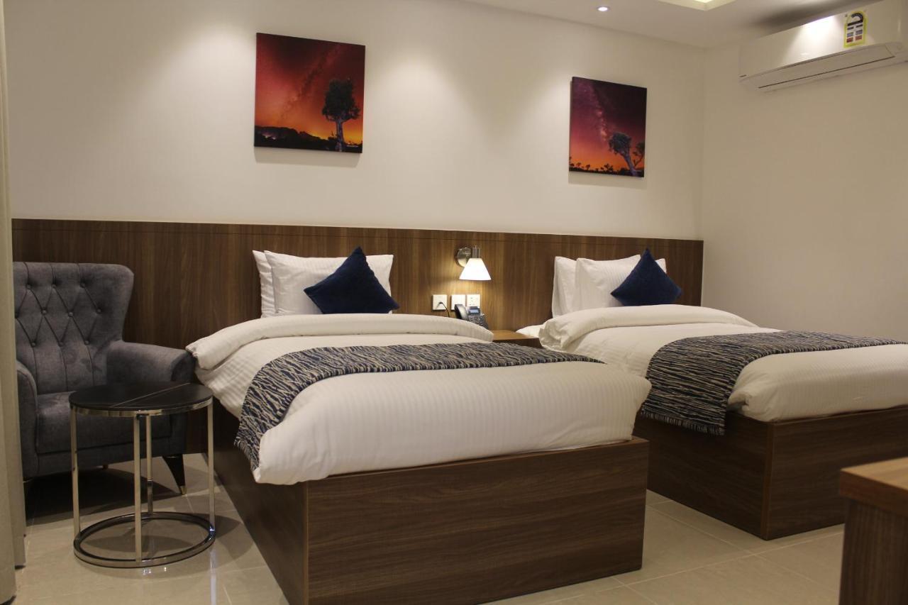 Duqm Express Hotel Extérieur photo
