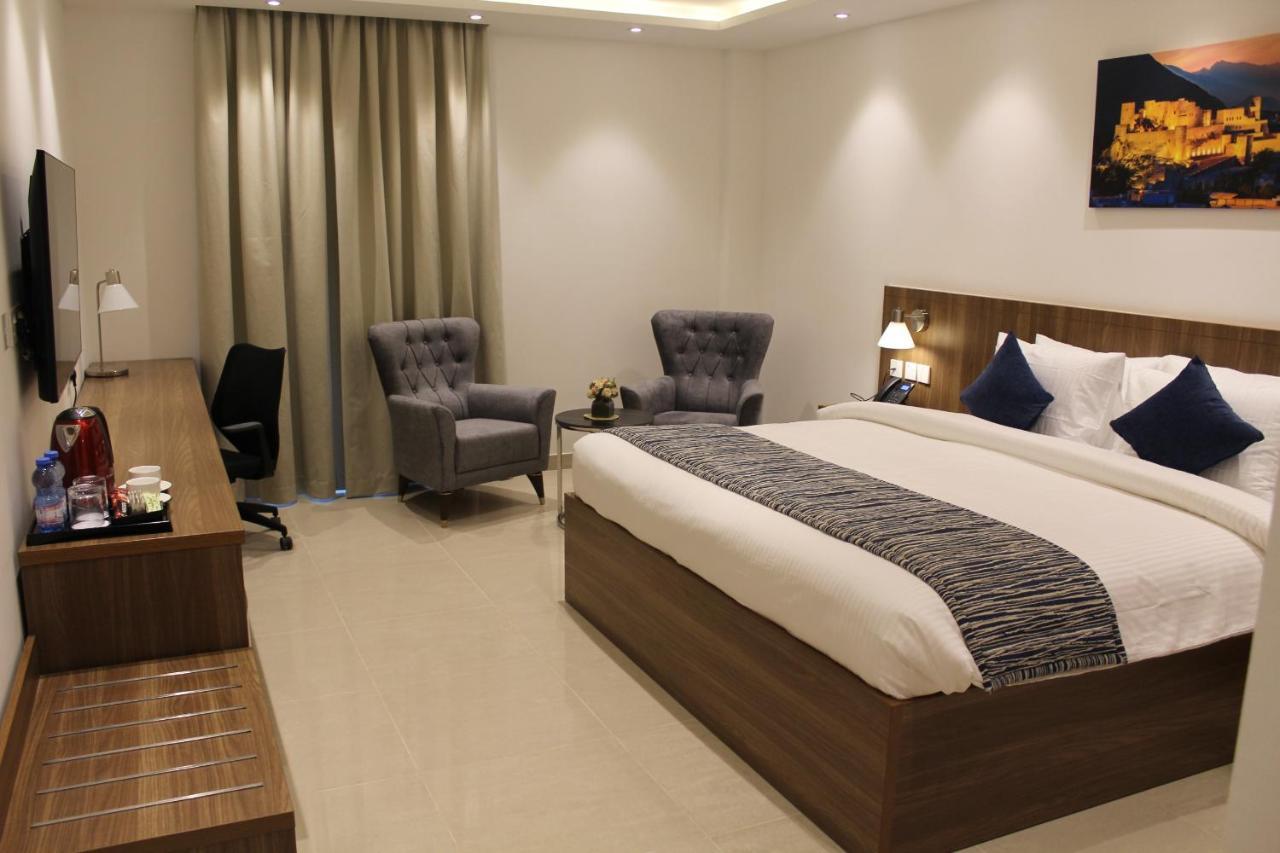 Duqm Express Hotel Extérieur photo