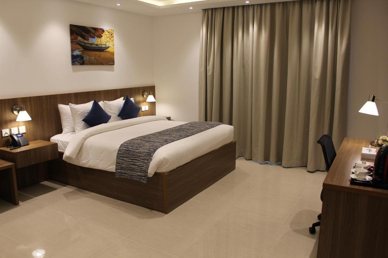 Duqm Express Hotel Extérieur photo